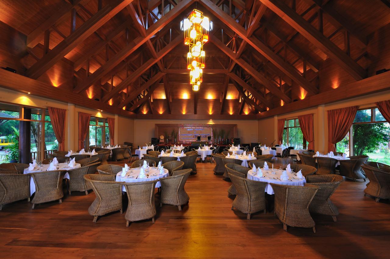Aureum Palace Hotel & Resort Inle Nyaung Shwe Exterior photo