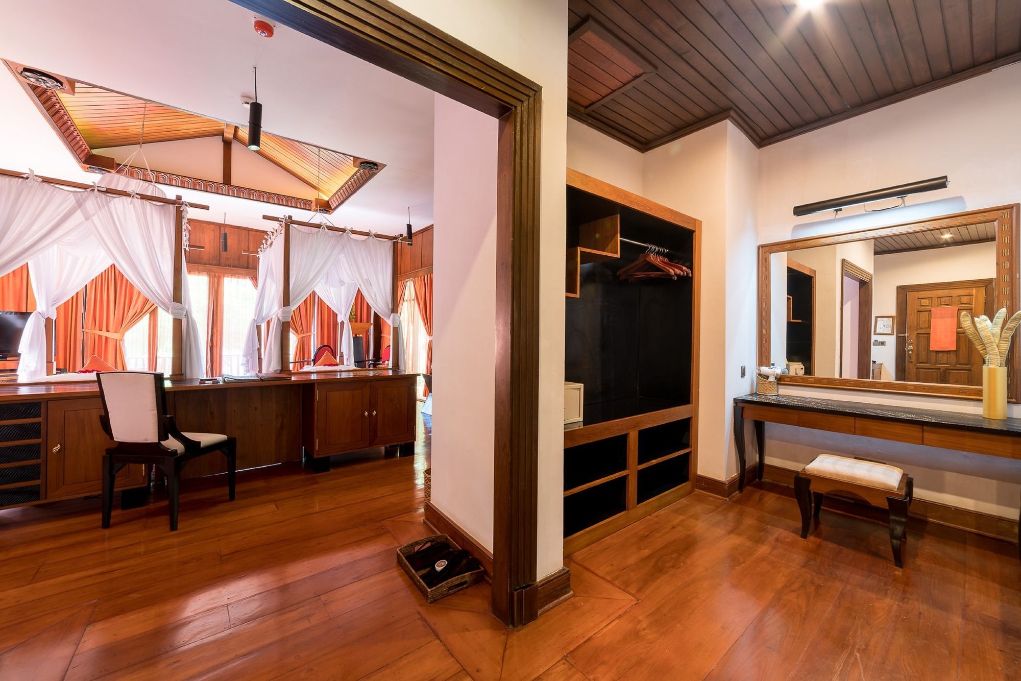 Aureum Palace Hotel & Resort Inle Nyaung Shwe Exterior photo