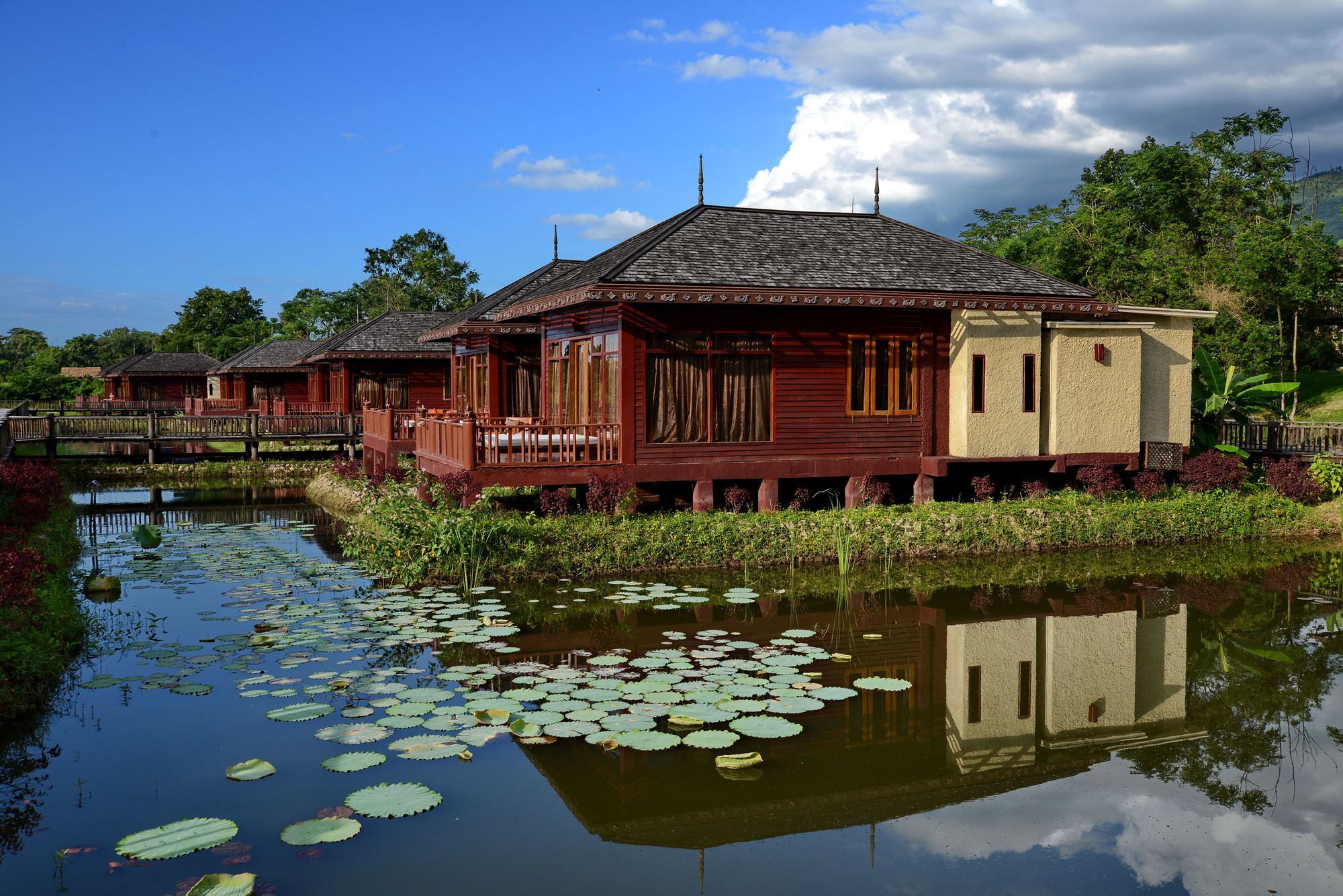 Aureum Palace Hotel & Resort Inle Nyaung Shwe Exterior photo